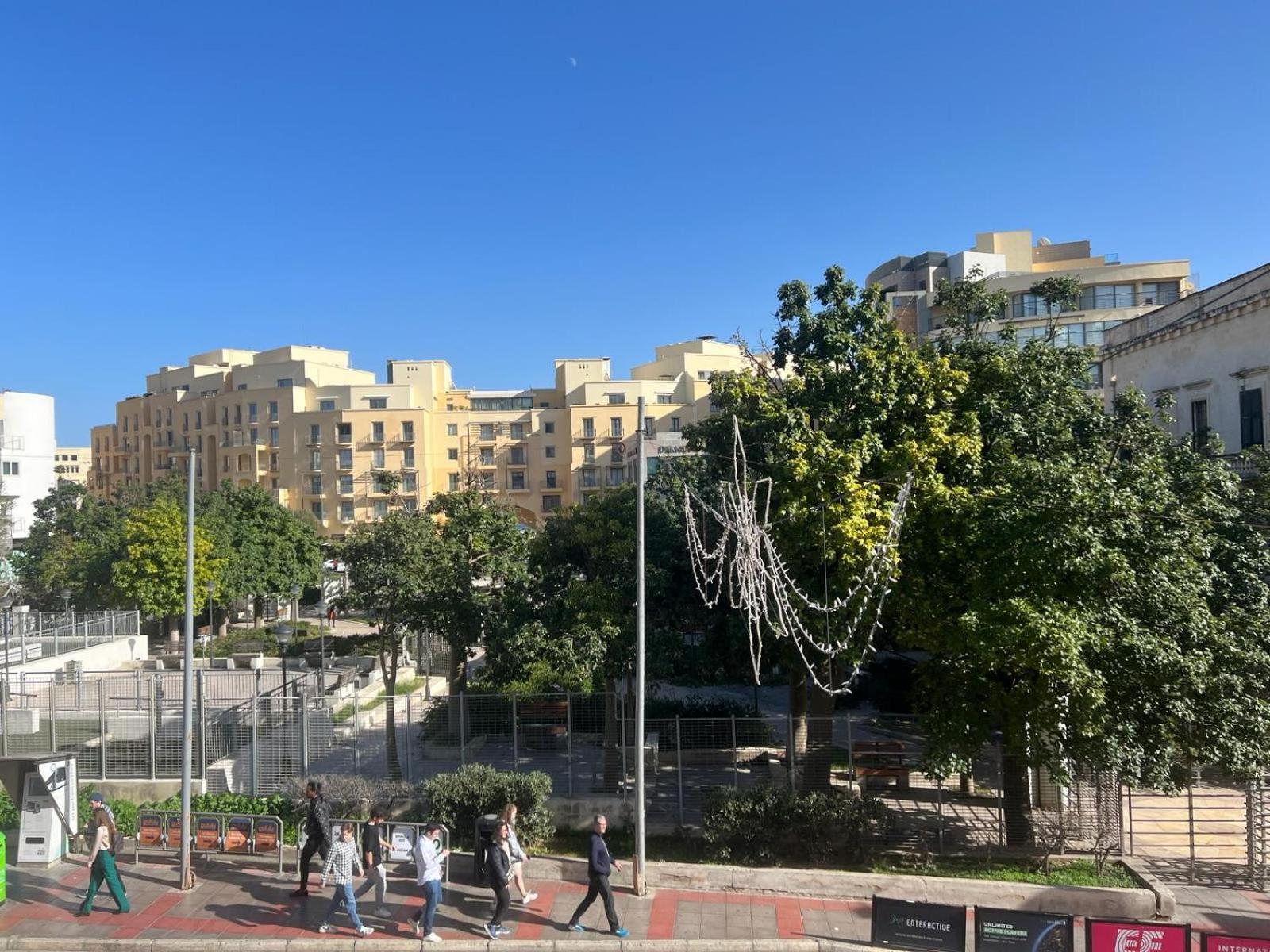 Stresa Court Apartments St. Julian's Exterior foto